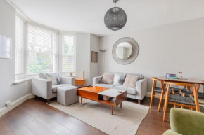 Tranquil 1BD Flat Stoke Newington